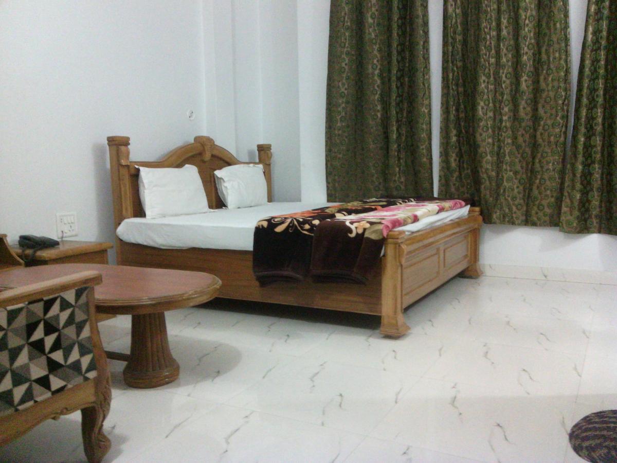 Dynasty Guest House Váránaszi Kültér fotó